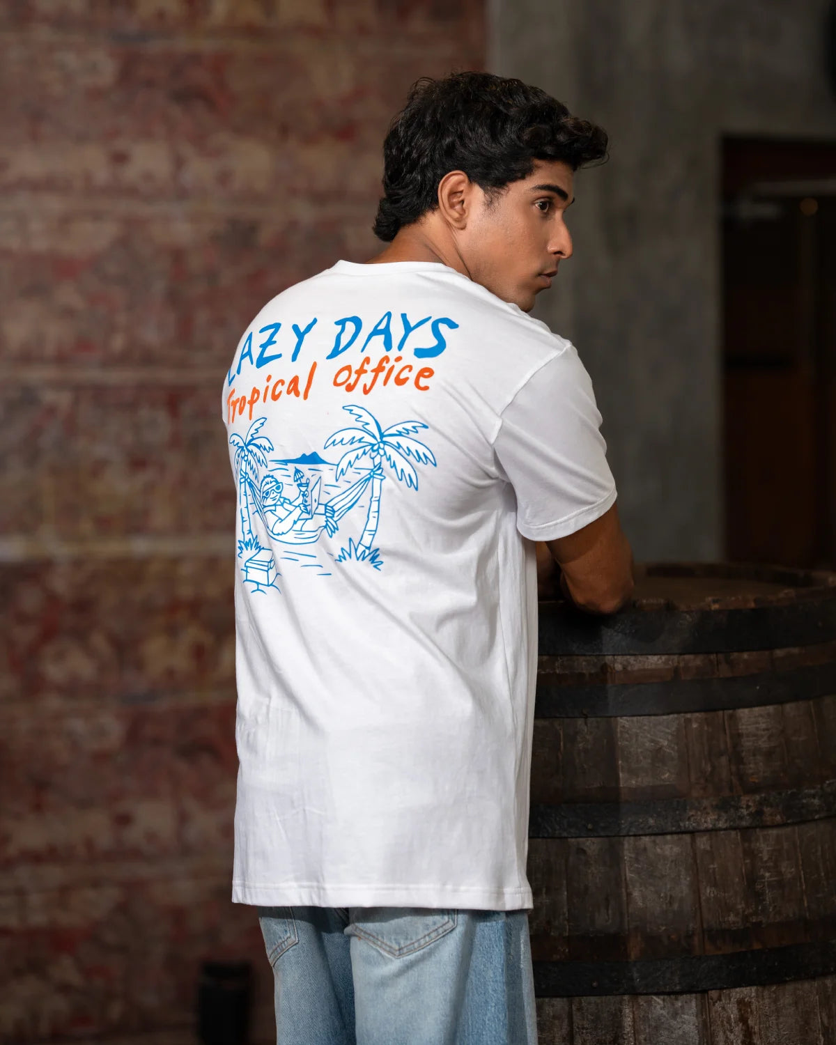 Lazy Days Tropical Office - Unisex T-Shirt HA-005-E10